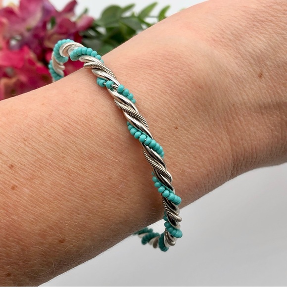 Silver Tone Twisted Blue Seed Bead Bangle Bracelet - Picture 8 of 11